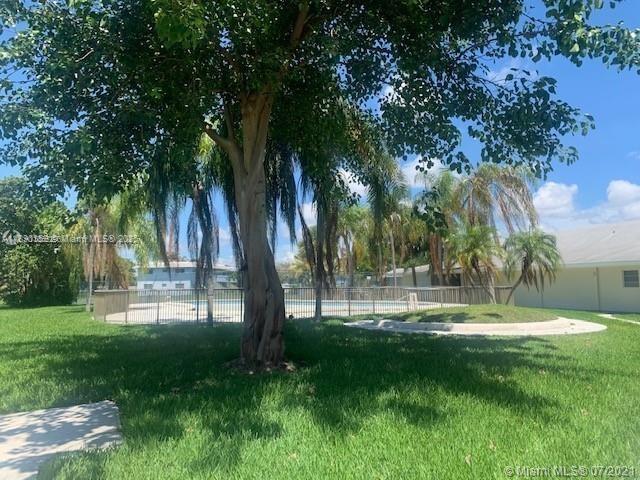 Foto del edificio - 7420 SW 82nd St