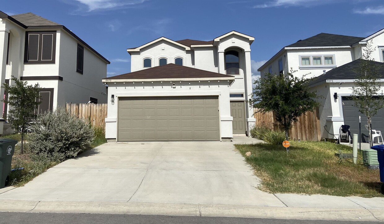 Primary Photo - 9975 Rosary Ln