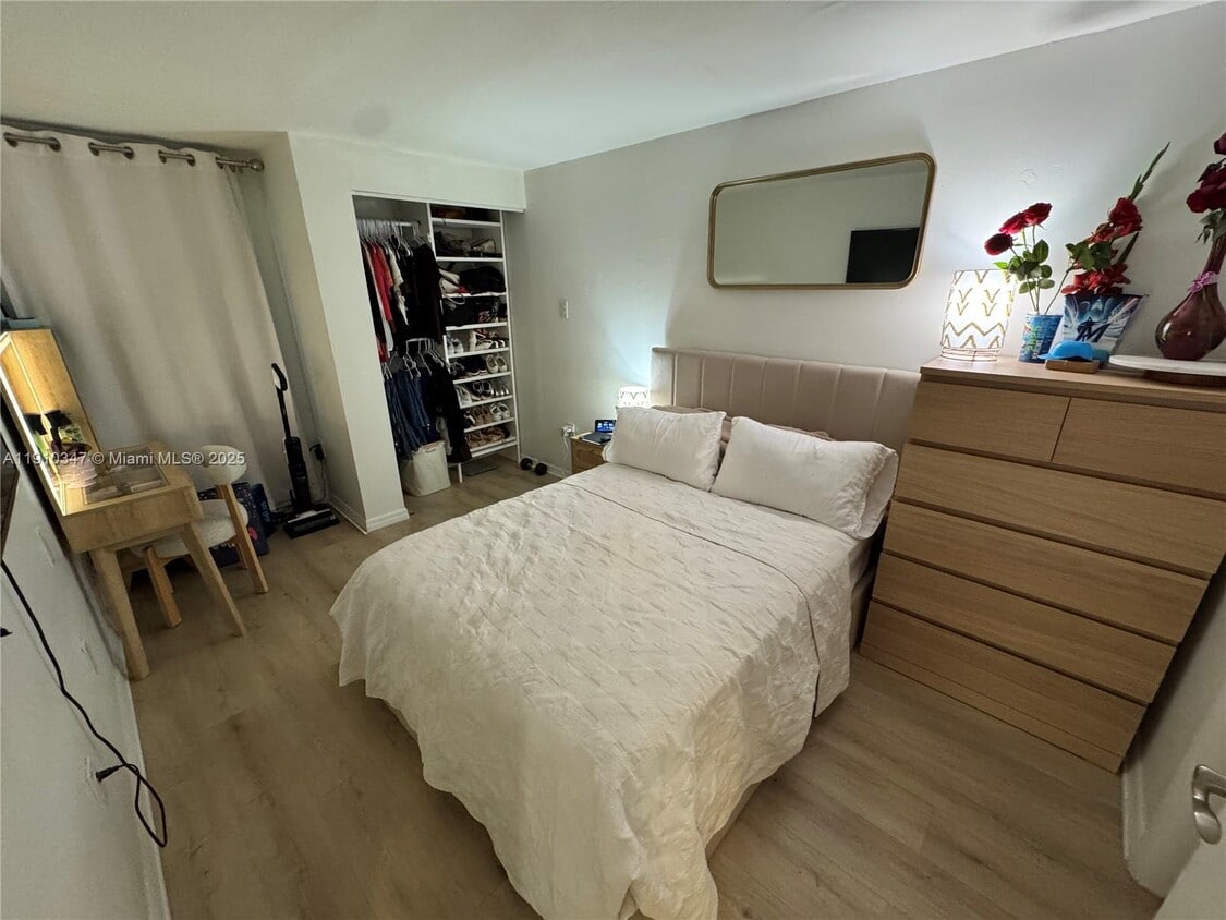 Primary Photo - 13926 SW 65th Terrace