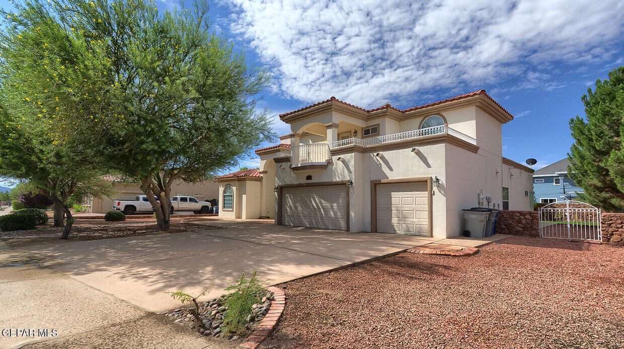 Foto principal - 6030 Laguna Vista Dr