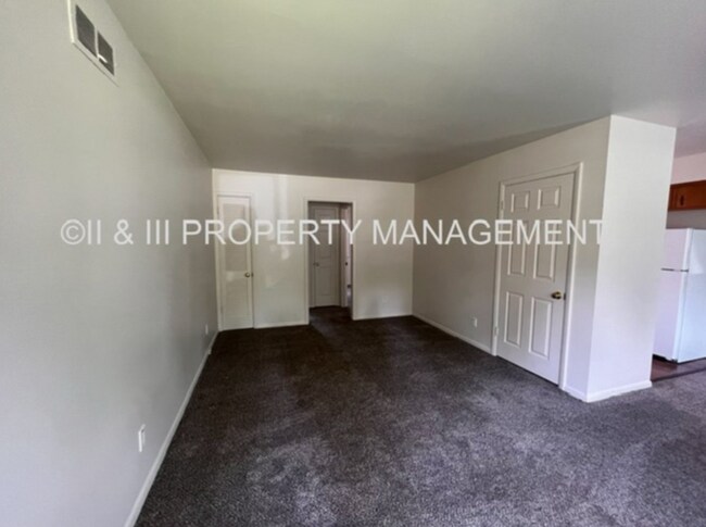 Foto del edificio - 8408 Robinson St