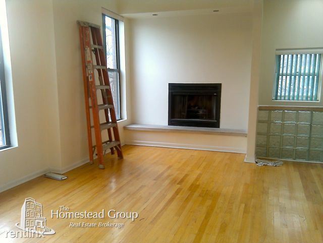 Building Photo - 1432 W Ohio St