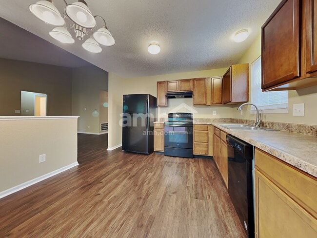 Foto del edificio - 8142 Whitaker Valley Blvd