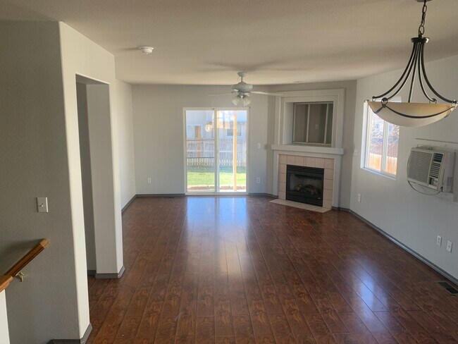 Photo - 5615 Marabou Way House