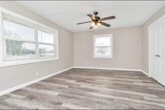 Building Photo - 3404 Blodgett St