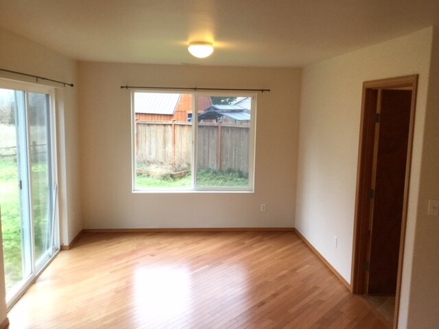 Building Photo - 20126 52nd Ave E