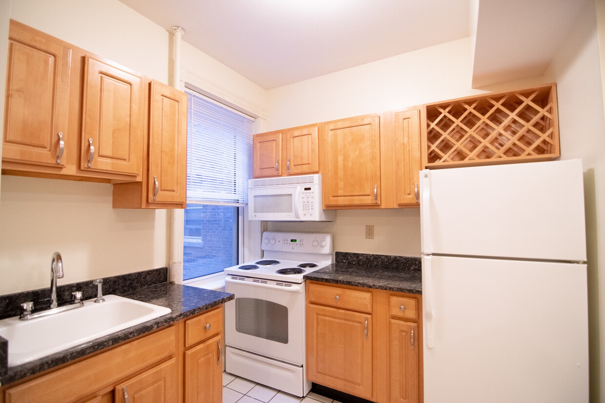 Primary Photo - 48 Queensberry St
