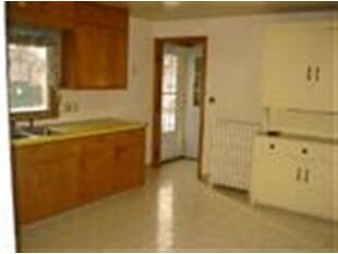  - 451 3rd St