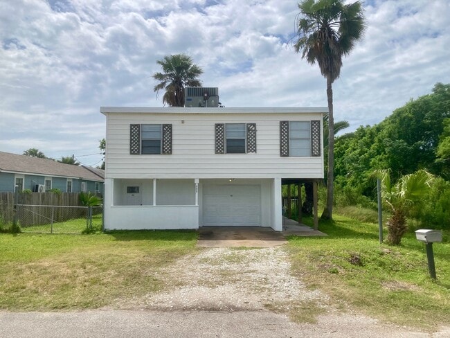 Building Photo - 6927 Avenue O