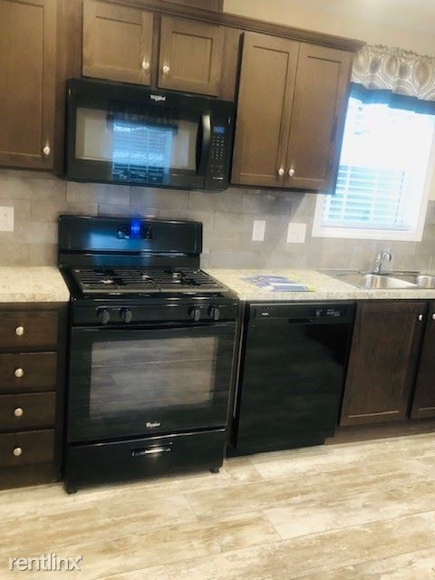 Foto del edificio - 3 br, 2 bath Mobile Home - 6046 College Ave