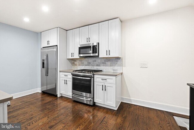 Foto del edificio - 1649 E Eyre St