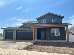 Building Photo - 13395 Bale St