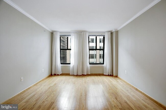 Building Photo - 631 D St SW