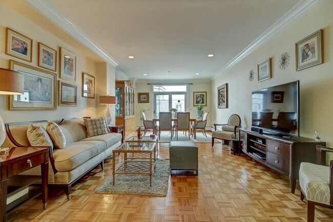 Building Photo - 206 Shearwater Ct W