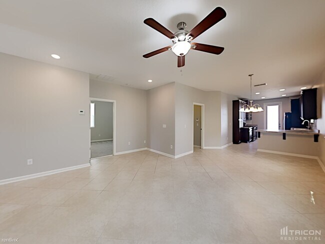 Building Photo - 447 Vineyard Ln