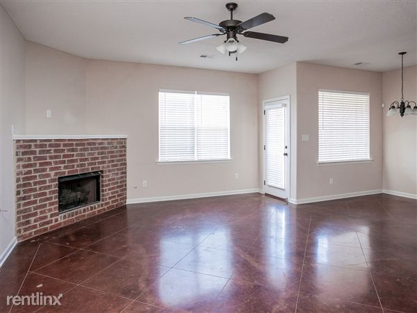 Foto del edificio - 4309 Markston Dr