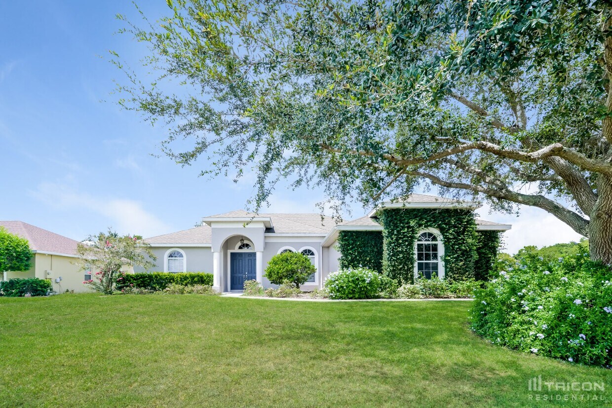 Primary Photo - 36831 Queen Bee Lane Grand Island FL