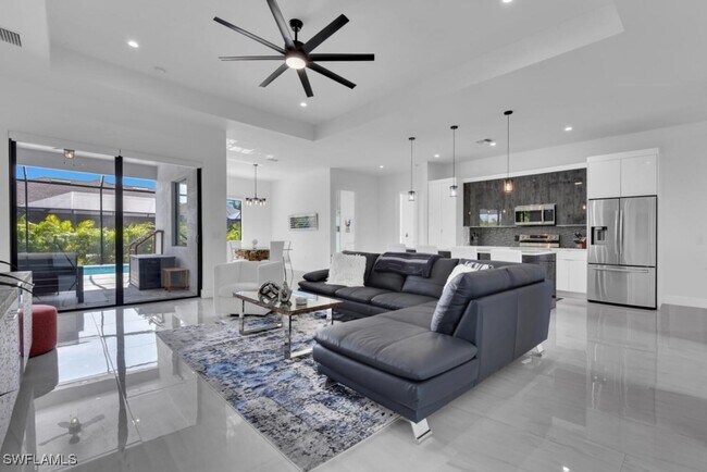 Foto del edificio - 4615 SW 18th Ave