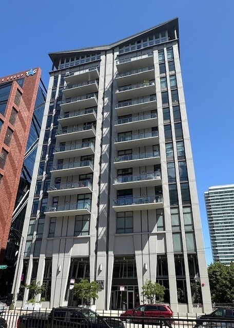 Foto principal - 740 W Fulton St