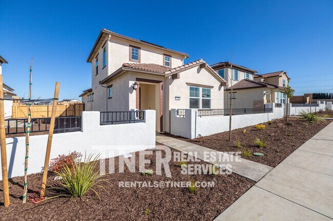 Building Photo - 7941 Titan Dr