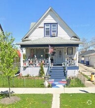 Building Photo - 5012 23rd Pl