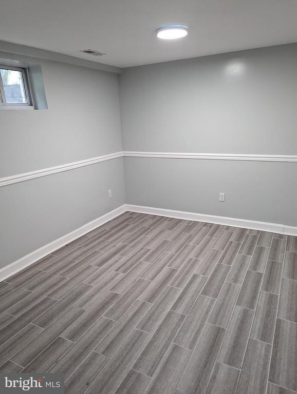 Foto principal - 9033 Old Court Rd