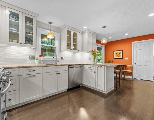 Foto del edificio - 9 Pleasantview Ter