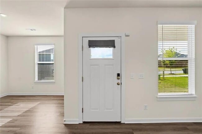 Photo - 283 S Neon Ave House