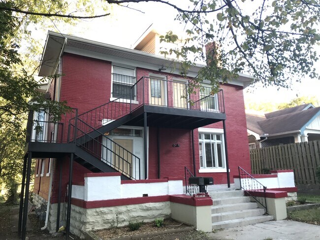 Foto del edificio - 1802 15th Ave S