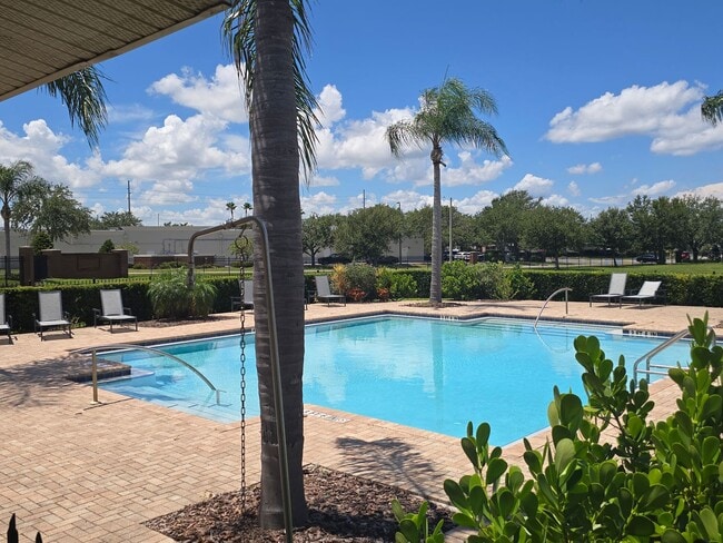 Foto del edificio - Modern 3 Bedroom 2.5 Bath in Gibsonton