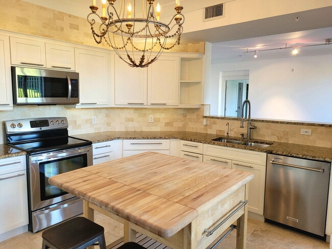 Foto del edificio - 11025 Legacy Blvd