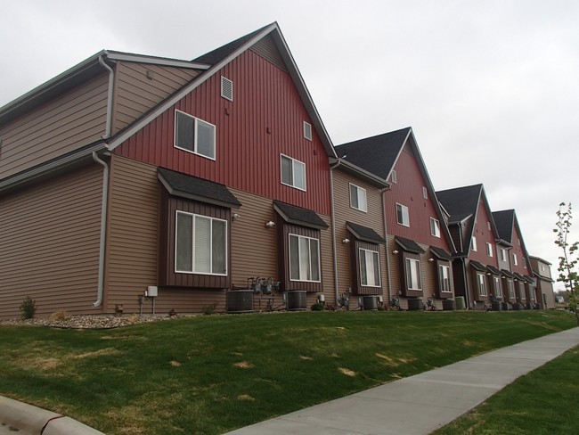 Foto del edificio - The Birches Townhomes