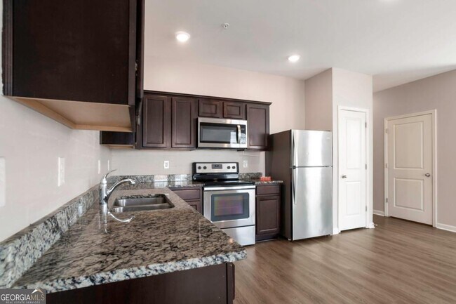 Building Photo - 11973 Fuller St