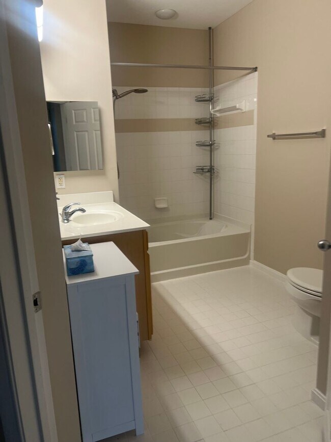 Foto del edificio - Crystal City 1 bedroom 1 bath condo