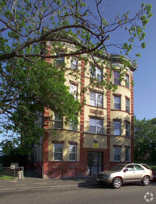 Building Photo - 54 Patton St