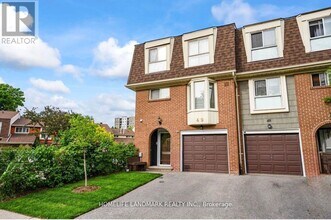 Building Photo - 40 Dundalk Dr