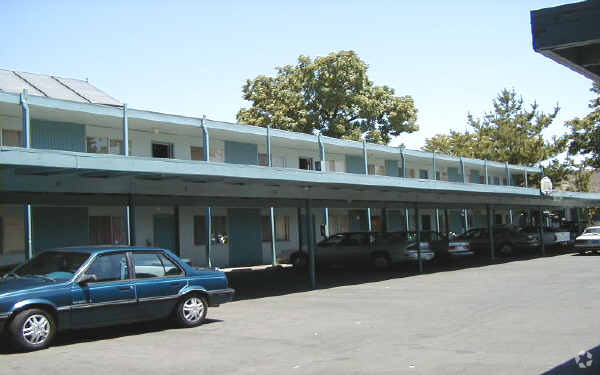 Foto del edificio - Lucera Apartments