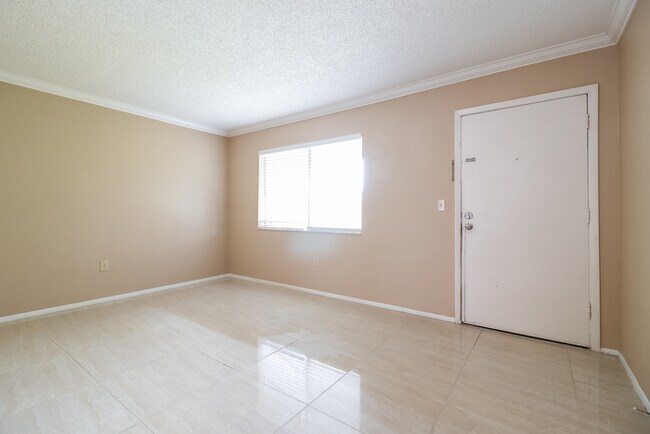 Building Photo - 133 Oyster Bay Cir