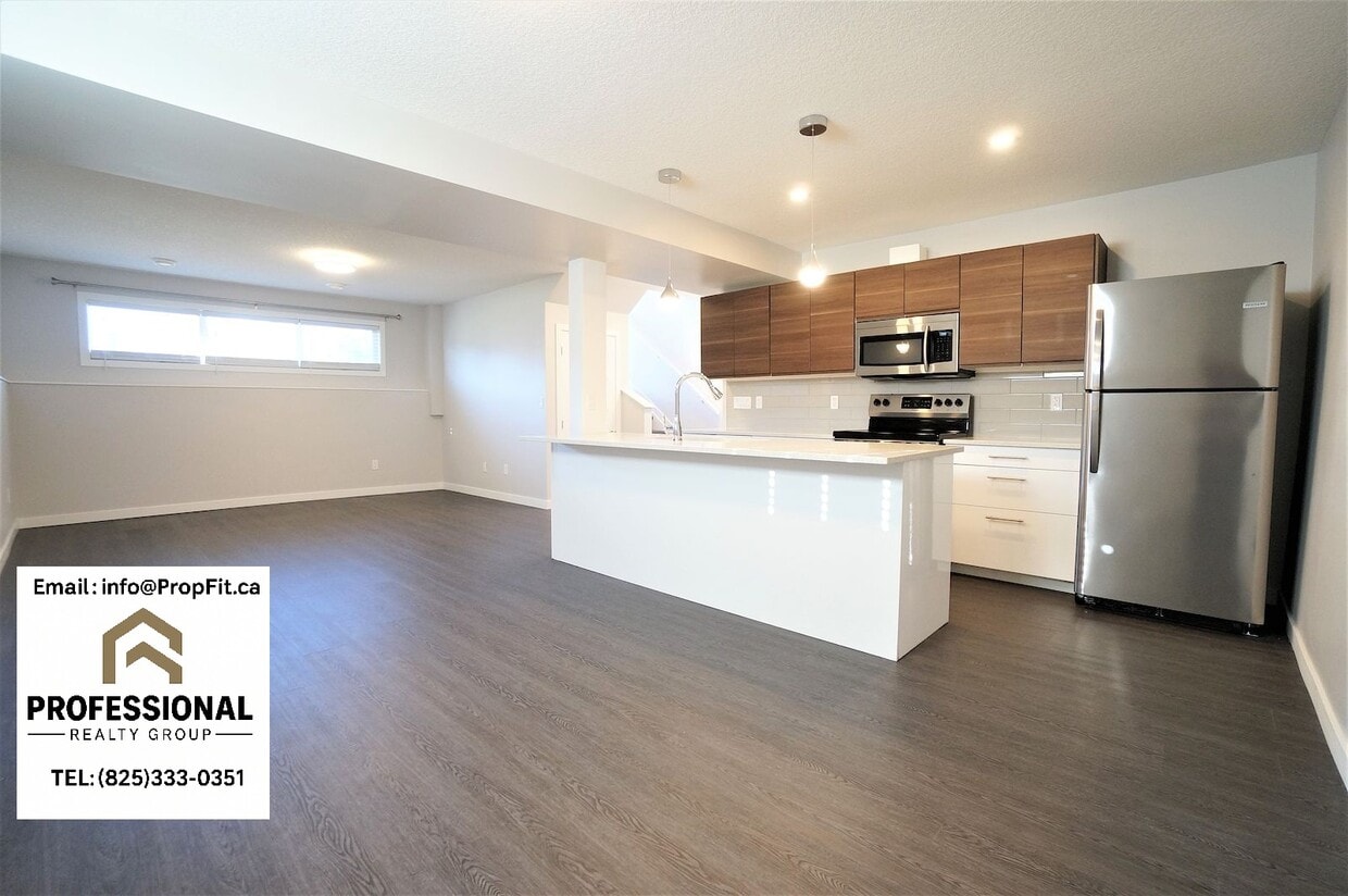 Photo principale - 3810 25 Ave NW
