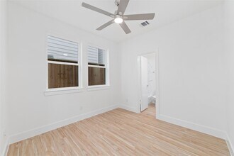 Building Photo - 2107 Holman St