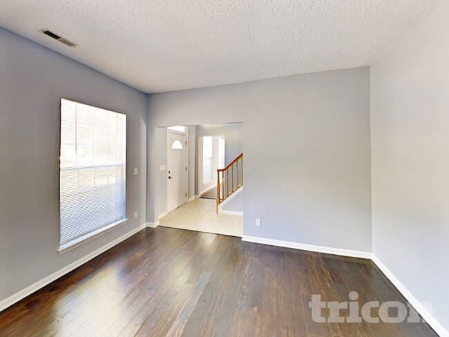 Building Photo - 2906 Laurel Wood Dr