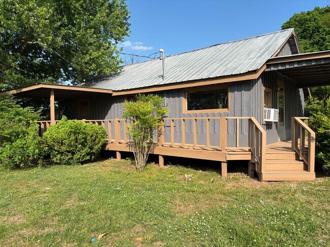 Foto del edificio - Small House in Country Setting