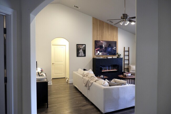 Foto del edificio - 6841 Nelson St