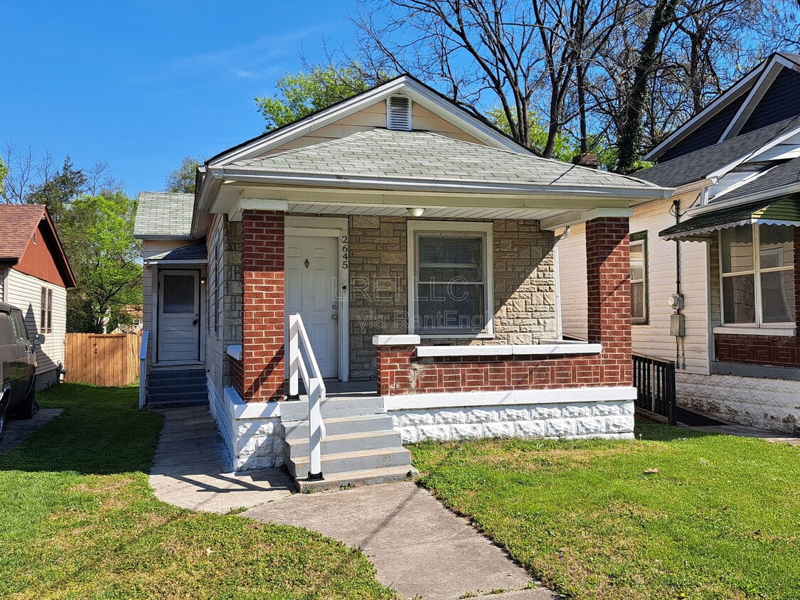 Photo - 2645 Grand Avenue
