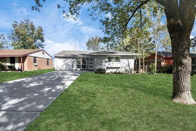 Building Photo - 5631 Canterway Dr