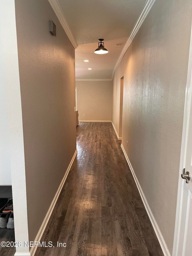 Building Photo - 5549 Broadgate Ct