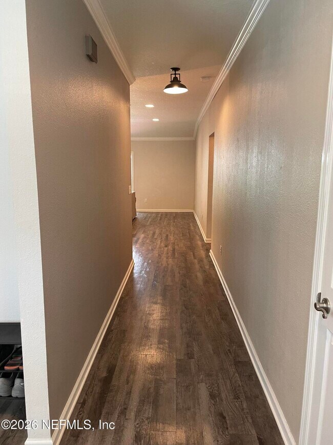 Foto del edificio - 5549 Broadgate Ct