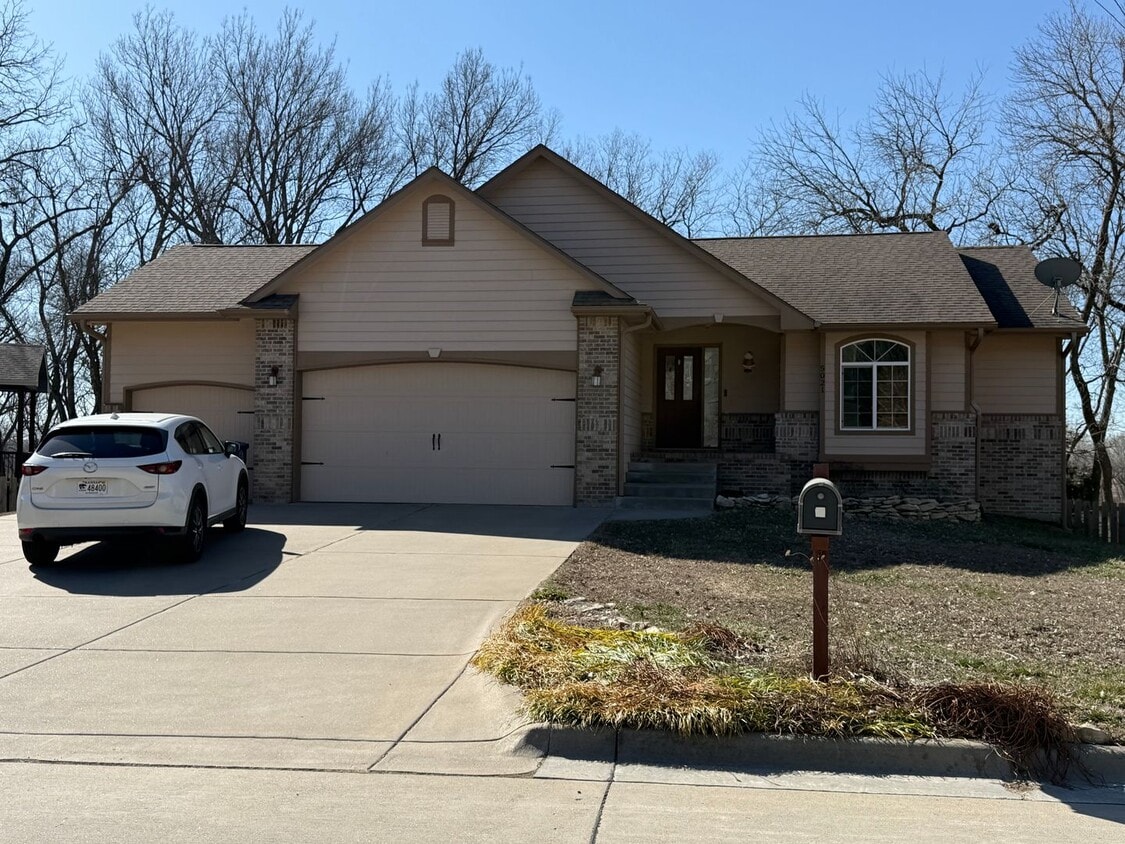 Foto principal - 5021 Shadow Ridge, Manhattan KS