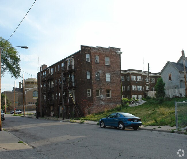 The Selma Apartments Rentals Omaha, NE