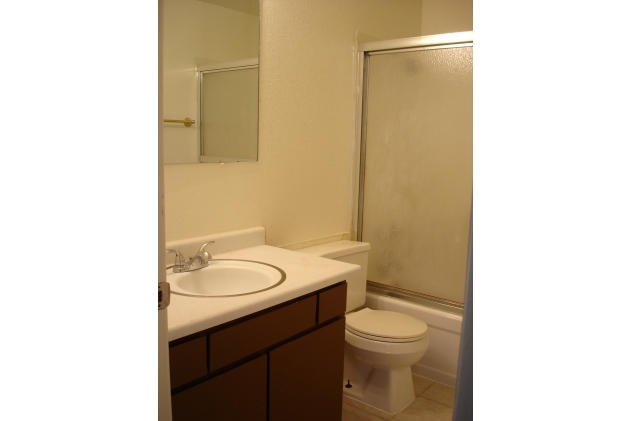 Building Photo - Western Village Apartments